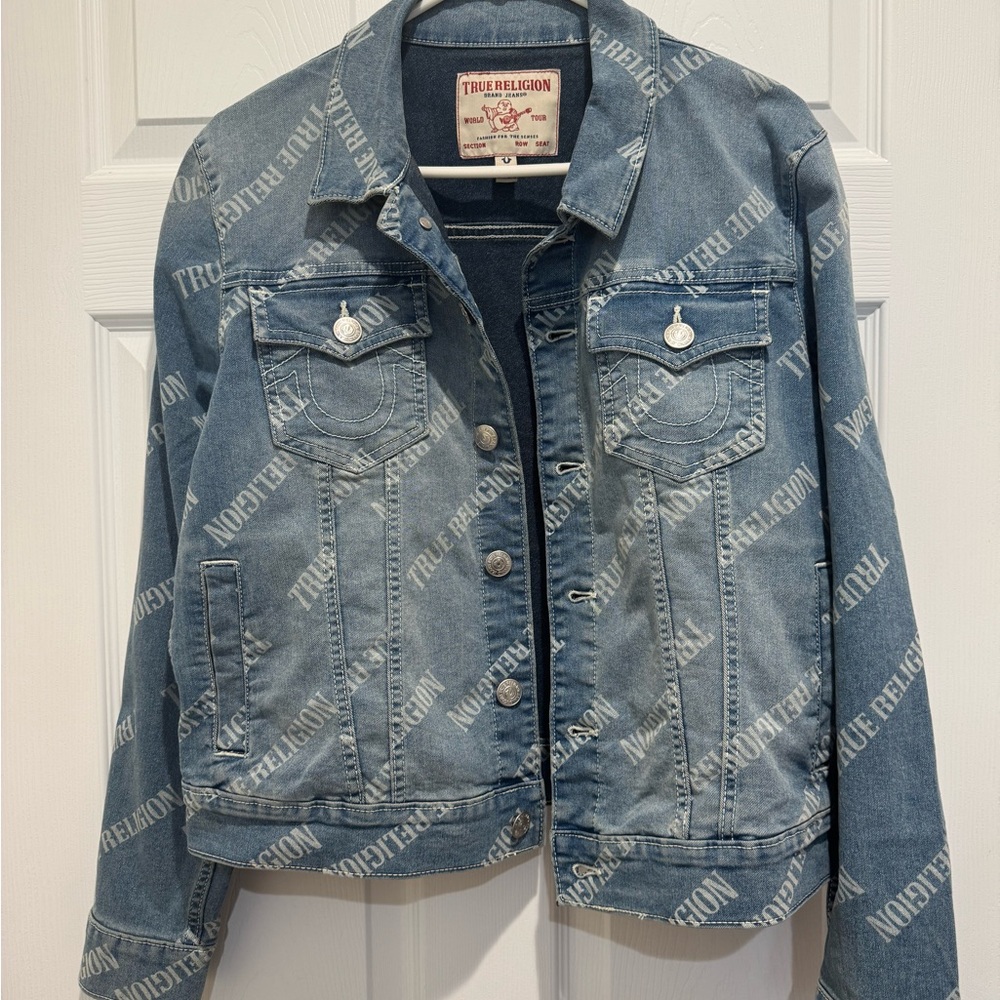 True Religion l ALLOVER LOGO TRUCKER Jacket